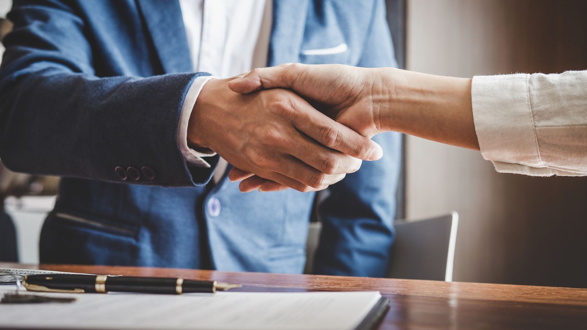 Descubra como um parceiro de confiança pode transformar crises de reputação em oportunidades de fortalecimento da sua marca.